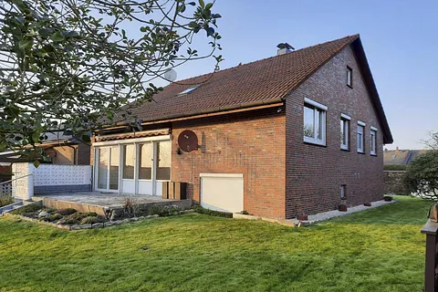Immobilienmaklerin Anja Rindfleisch Splitt-Level-Haus in Schortens