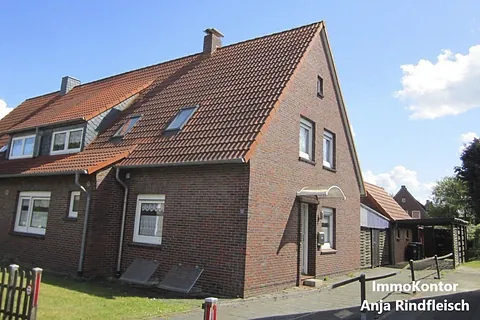 Immobilienmaklerin Anja Rindfleisch Doppelhaushälfte in Bockhorn