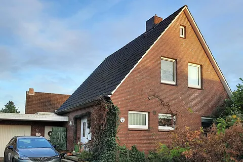 Immobilienmaklerin Anja Rindfleisch Doppelhaushälfte in Bockhorn
