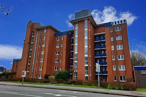 Immobilienmaklerin Anja Rindfleisch Zweifamilienhaus-in-Schortens-Grafschaft