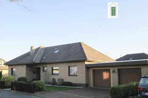 Immobilienmaklerin Anja Rindfleisch Winkel Walmdachbungalow in Jever