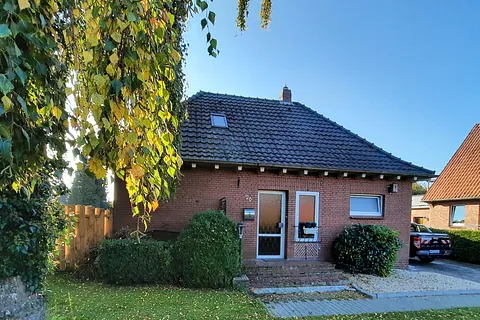 Immobilienmaklerin Anja Rindfleisch Doppelhaushälfte in Bockhorn