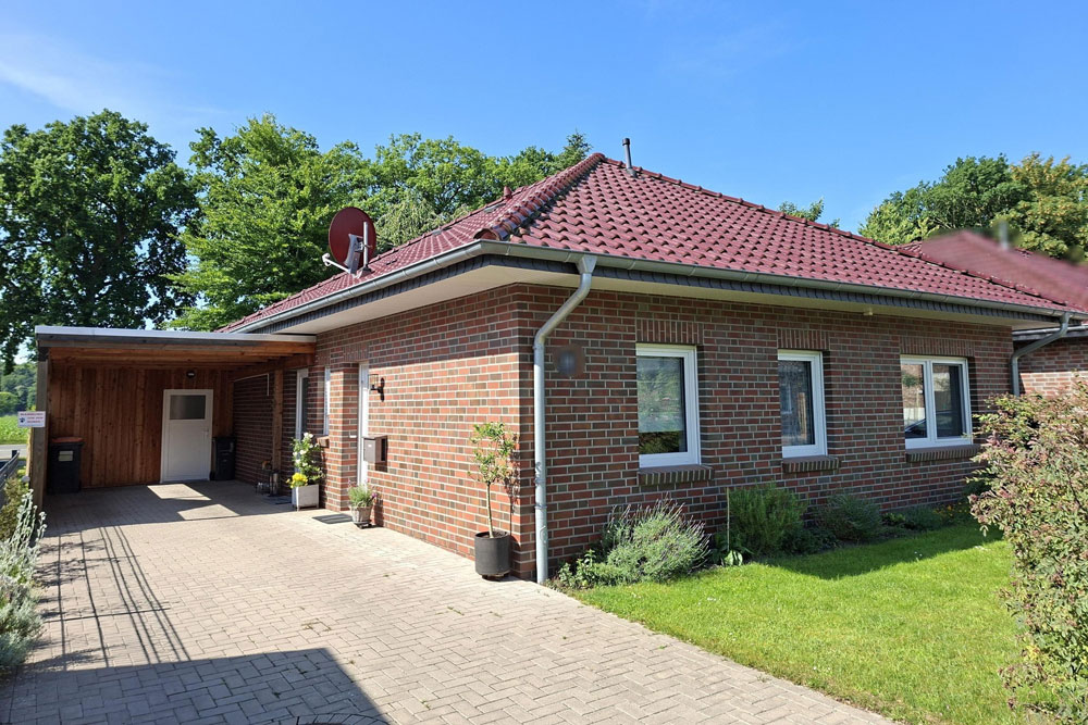 Immobilienmaklerin Anja Rindfleisch Doppelhaushälfte in Bockhorn